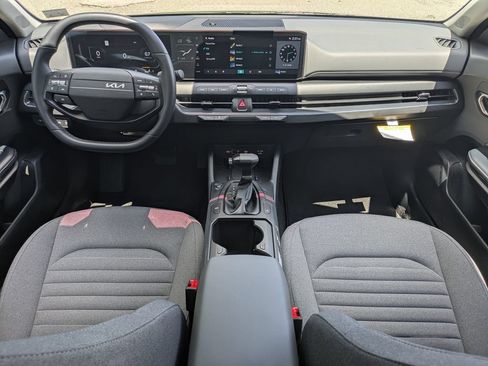 Used 2025 Kia K4 EX FWD image 14