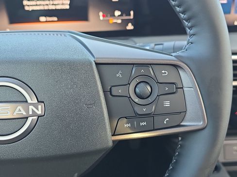New 2026 Nissan Sentra SV w/ SV Convenience Package FWD image 17