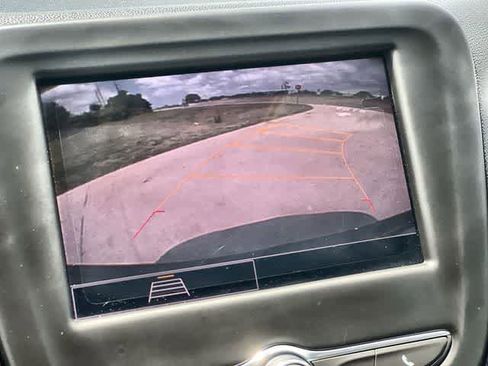 Used 2022 Chevrolet Equinox LS image 26