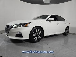 Used 2021 Nissan Altima 2.5 SV w/ SV Premium Package video 2