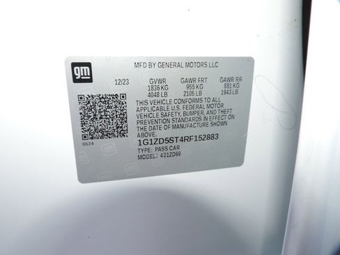 Used 2024 Chevrolet Malibu LT image 18