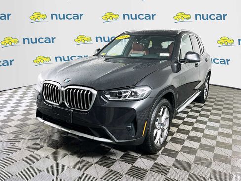 Used 2024 BMW X3 xDrive30i w/ Premium Package image 3