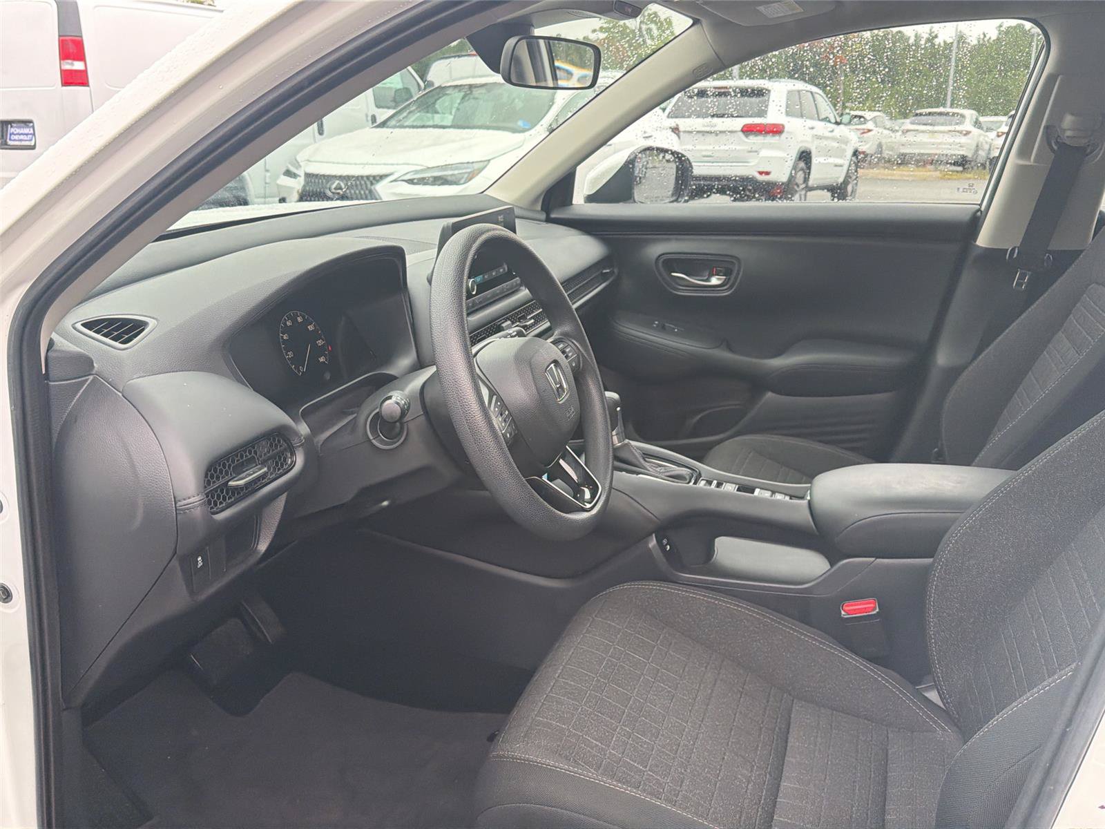 Certified 2024 Honda HR-V LX image 24