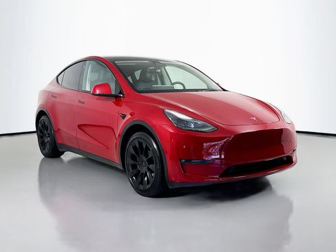 Used 2023 Tesla Model Y Long Range AWD/4WD image 4