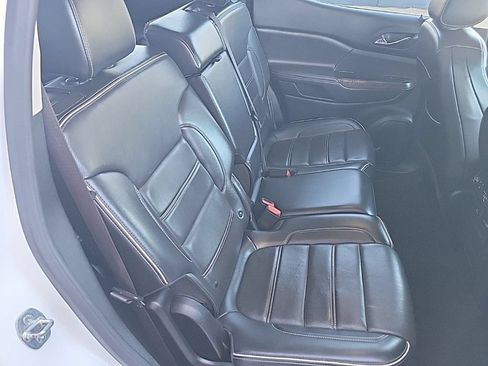 Used 2023 GMC Acadia Denali FWD image 42