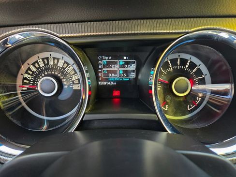 Used 2013 Ford Mustang GT Premium w/ Comfort Pkg RWD image 28