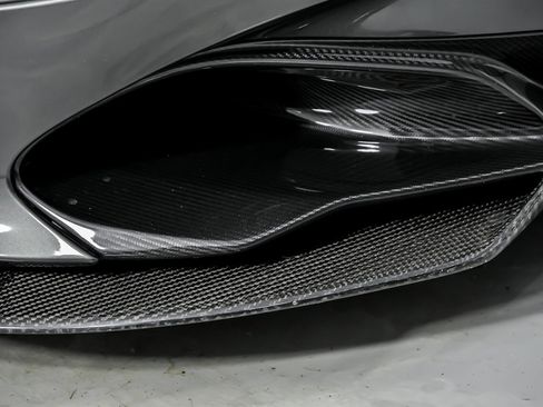 Used 2019 McLaren 720S Performance image 7