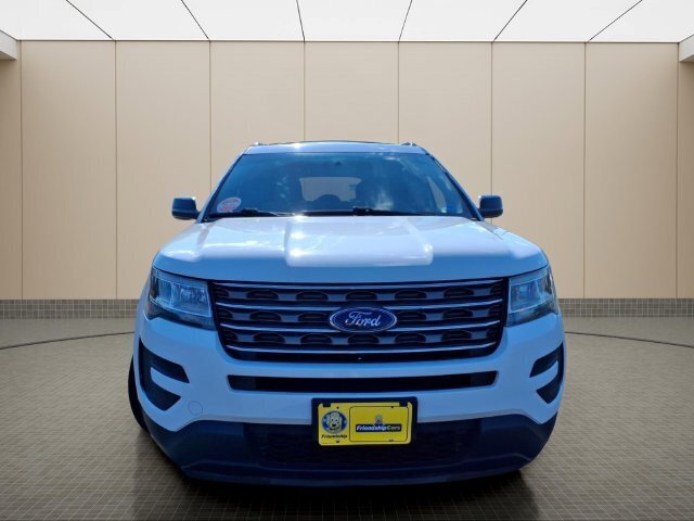 Used 2016 Ford Explorer 4WD image 3
