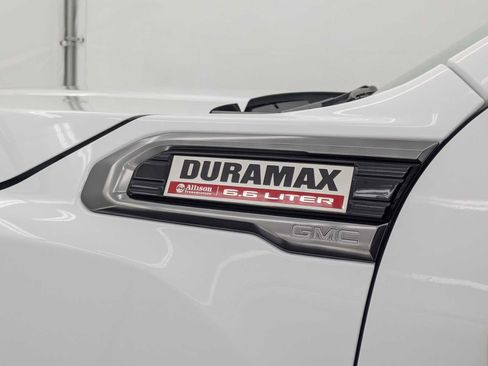 Used 2023 GMC Sierra 3500 AT4 w/ AT4 Preferred Package image 13