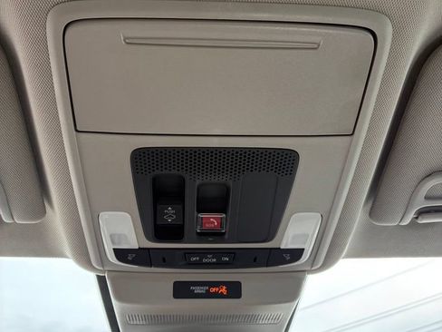 Used 2024 Honda Accord EX image 39