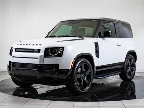 Used 2022 Land Rover Defender 90 V8 image 1