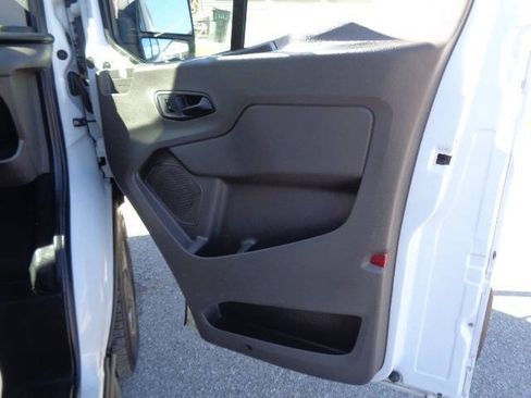 Used 2020 Ford Transit 250 Low Roof RWD image 22