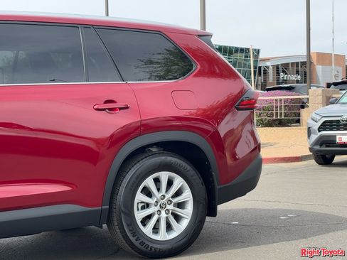 Certified 2025 Toyota Grand Highlander AWD Hybrid image 10