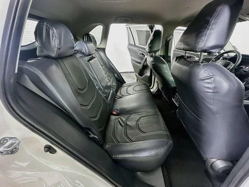 Used 2024 Toyota RAV4 LE FWD image 11