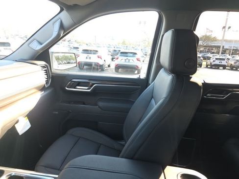 New 2026 Chevrolet Silverado 1500 LT Trail Boss w/ LT Trail Boss Premium Package AWD/4WD image 28