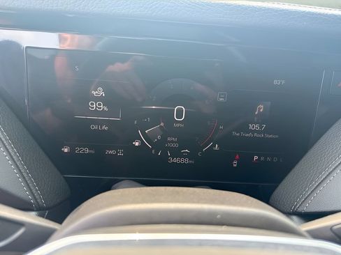 Used 2025 GMC Yukon Denali AWD/4WD image 27