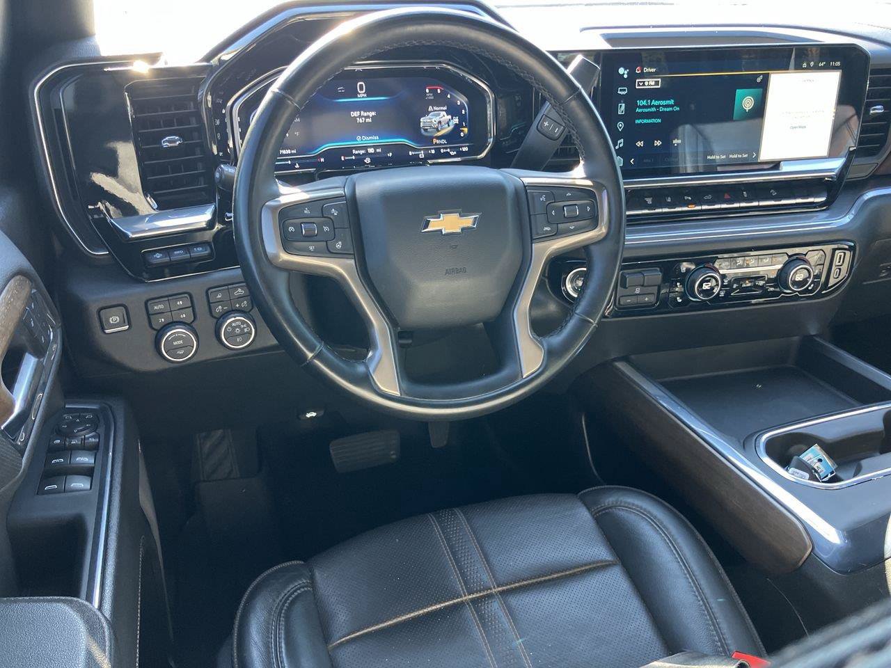 Used 2024 Chevrolet Silverado 3500 High Country w/ High Country Premium Package AWD/4WD image 18