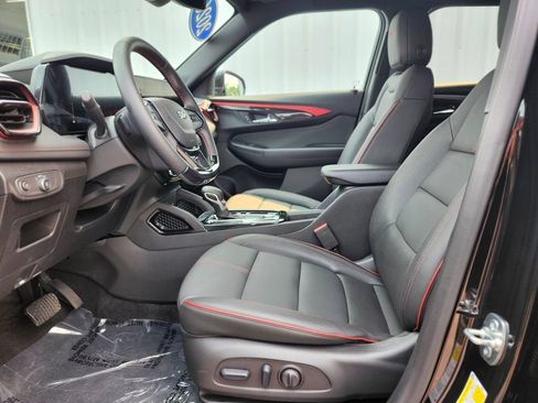Used 2026 Chevrolet TrailBlazer RS w/ Convenience Package FWD image 16
