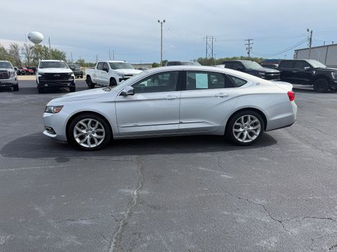 Used 2019 Chevrolet Impala Premier FWD image 4