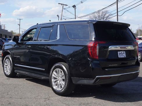 Used 2023 GMC Yukon SLT w/ SLT Premium Package AWD/4WD image 16
