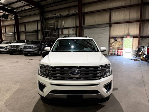 Used 2020 Ford Expedition Max Limited w/ Equipment Group 301A AWD/4WD image 10