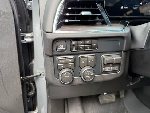 Used 2026 Chevrolet Tahoe Z71 w/ Comfort Package AWD/4WD image 19