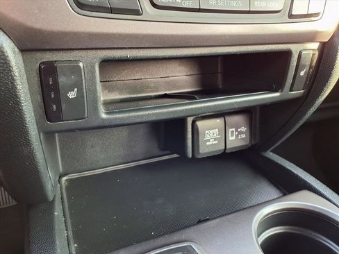 Used 2021 Honda Pilot EX-L image 9