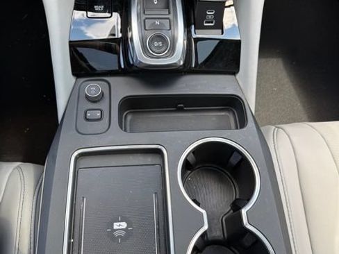 Used 2026 Acura MDX SH-AWD w/ Technology Package image 25