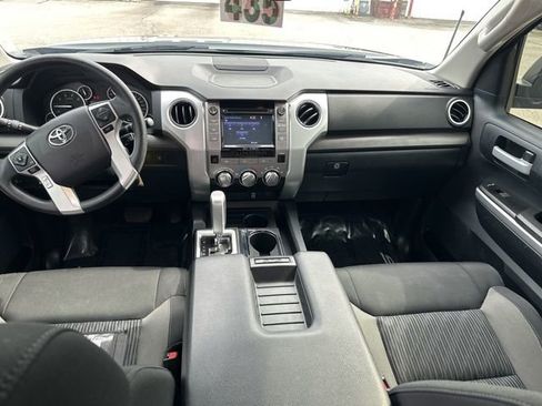 Used 2015 Toyota Tundra SR5 w/ SR5 Upgrade Package image 17