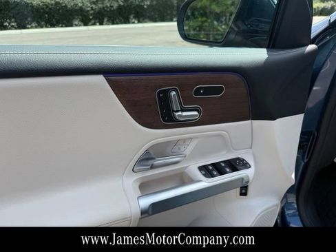 Certified 2023 Mercedes-Benz GLB 250 4MATIC image 15