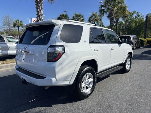 Used 2024 Toyota 4Runner SR5 image 10