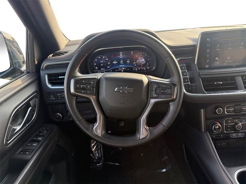 Used 2024 Chevrolet Suburban RST image 13