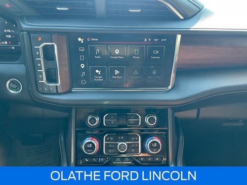 Used 2023 GMC Yukon XL Denali Ultimate AWD/4WD image 24