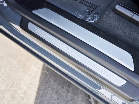 Used 2024 Lamborghini Urus Performante image 41