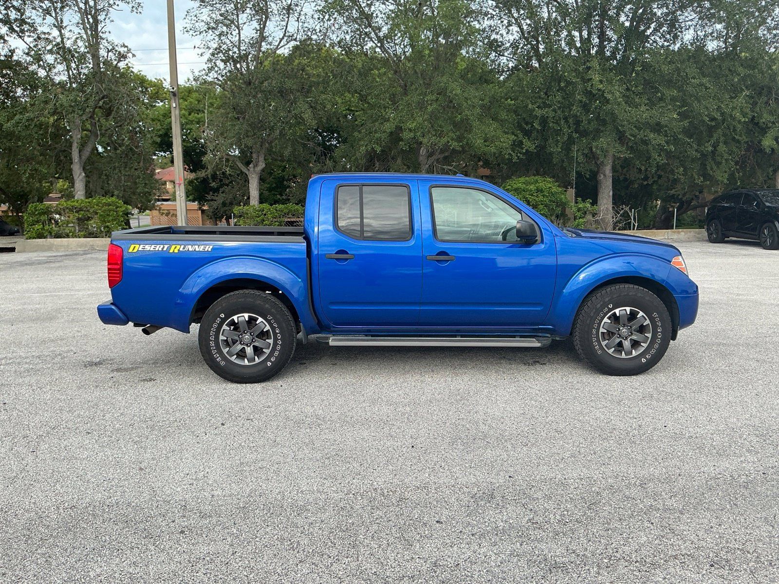 Used 2014 Nissan Frontier Desert Runner RWD image 11