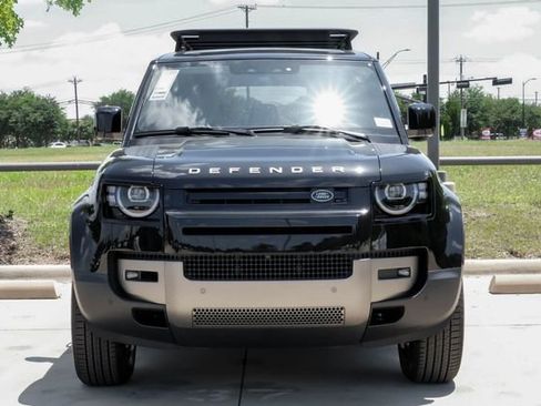 New 2026 Land Rover Defender 110 S AWD/4WD image 5