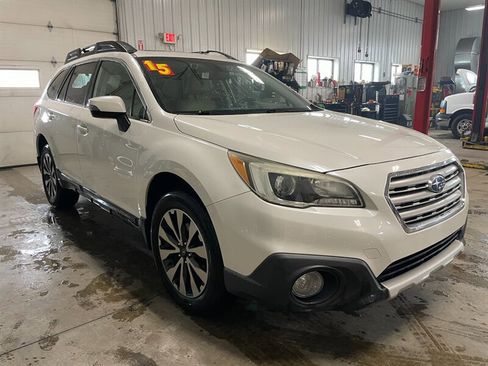 Used 2015 Subaru Outback 2.5i Limited image 4