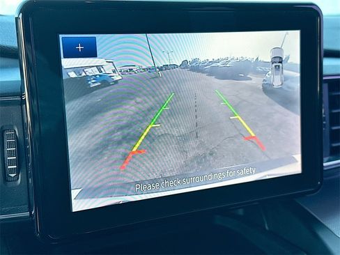 Used 2020 Ford Explorer XLT w/ Equipment Group 202A image 13