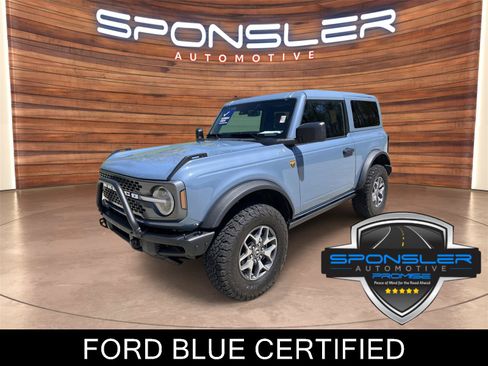Certified 2025 Ford Bronco Badlands AWD/4WD image 1