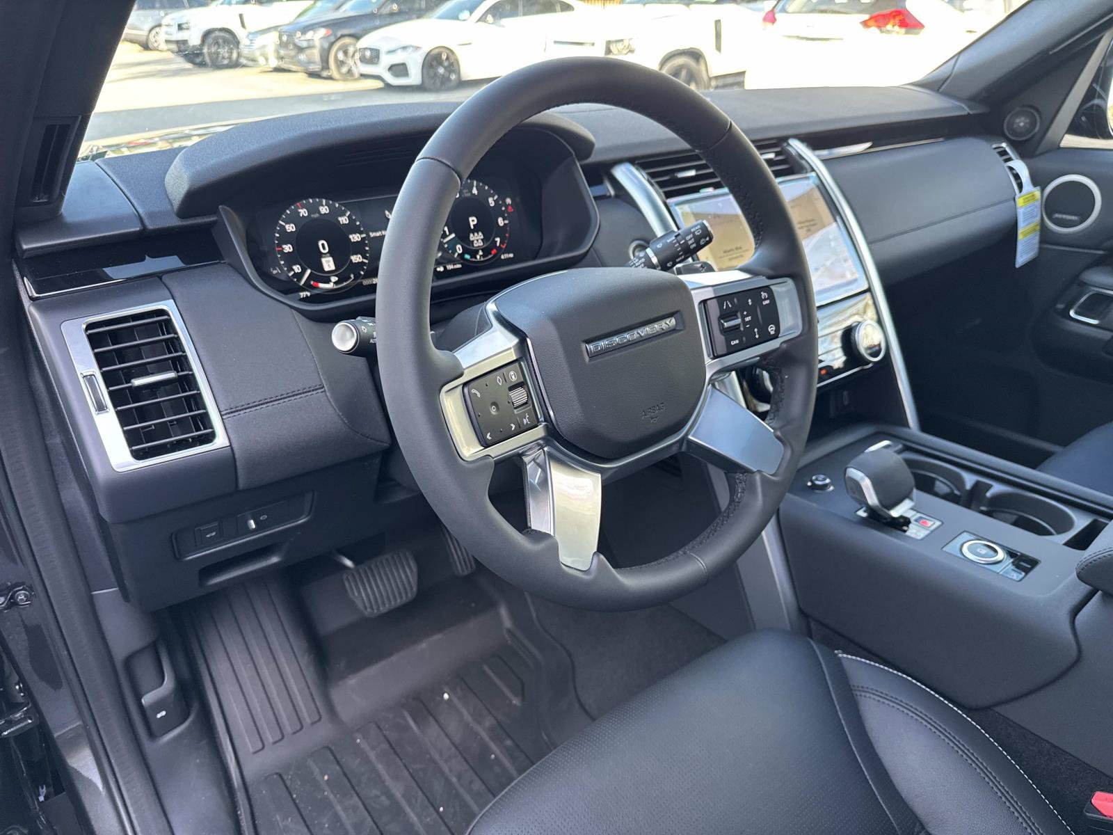 Used 2026 Land Rover Discovery S AWD/4WD image 23
