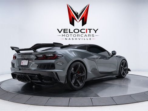 Used 2023 Chevrolet Corvette Z06 w/ Z07 Performance Package RWD image 6
