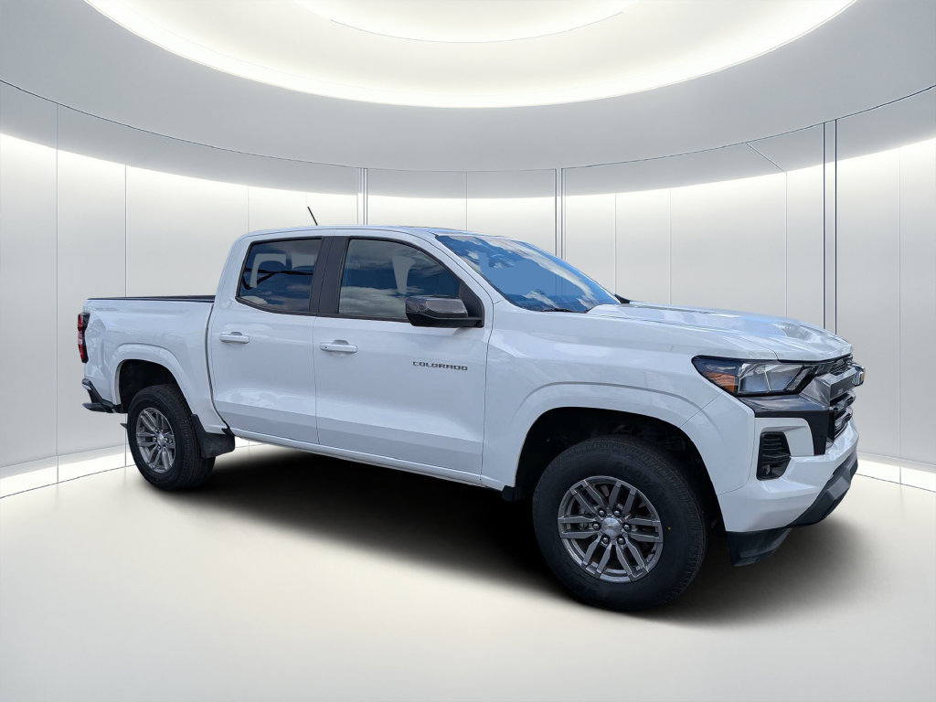 Used 2023 Chevrolet Colorado LT w/ LT Convenience Package RWD image 2