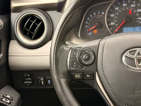 Used 2015 Toyota RAV4 XLE AWD/4WD image 17