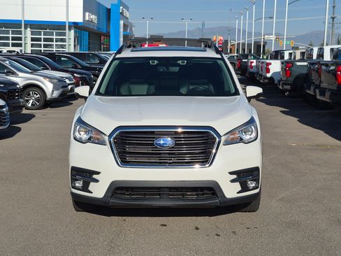 Used 2019 Subaru Ascent Limited AWD/4WD image 9