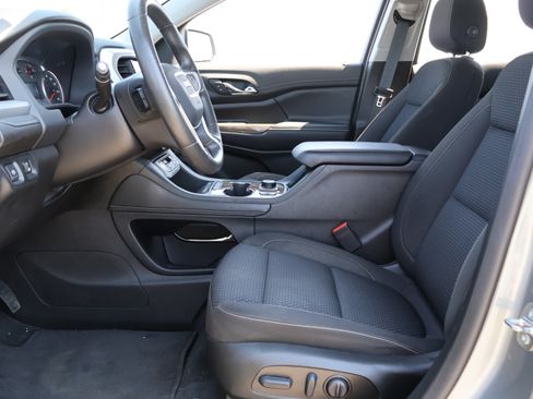 Used 2023 GMC Acadia SLE w/ Driver Convenience Package AWD/4WD image 16