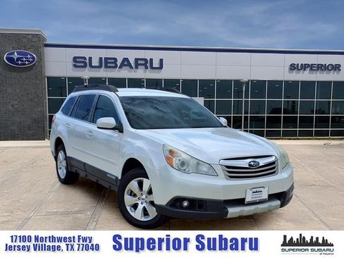 Used 2012 Subaru Outback 3.6R Limited AWD/4WD image 1