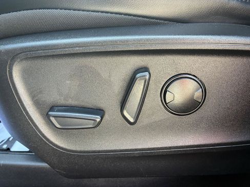 Used 2023 Ford Escape ST-Line AWD/4WD image 17