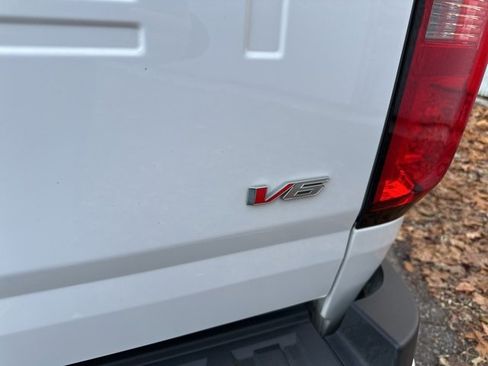 Used 2022 Chevrolet Colorado Z71 image 11