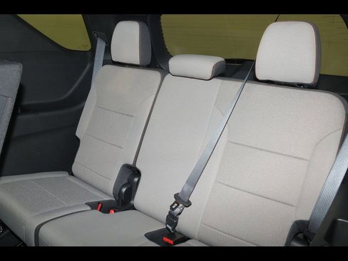 Used 2024 Chevrolet Traverse LT w/ Enhanced Driving Package FWD image 59