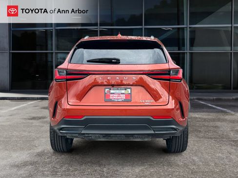 Used 2024 Lexus NX 350h AWD image 11